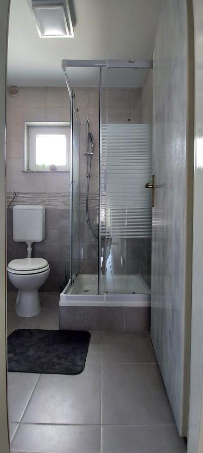 Zrinec Apartment Vir Ngoại thất bức ảnh