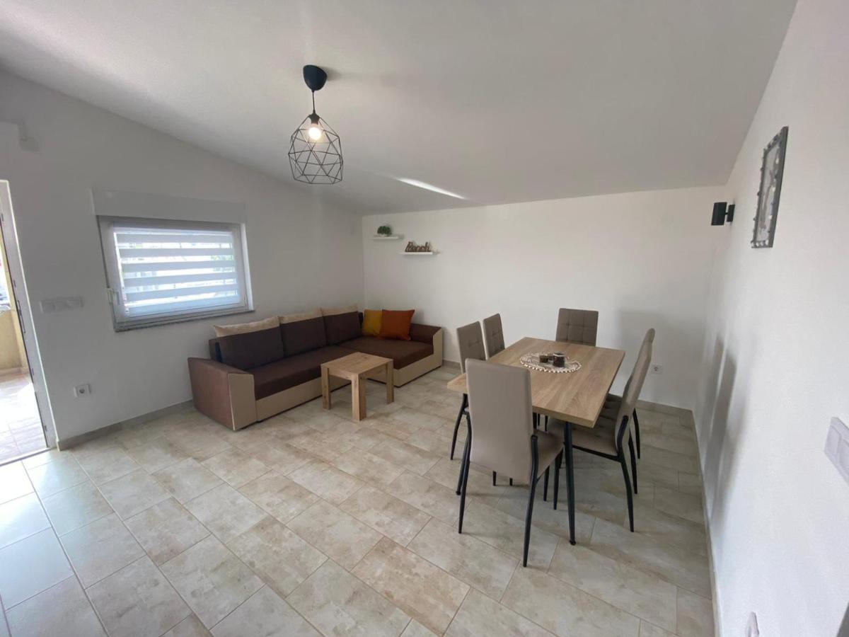 Zrinec Apartment Vir Ngoại thất bức ảnh