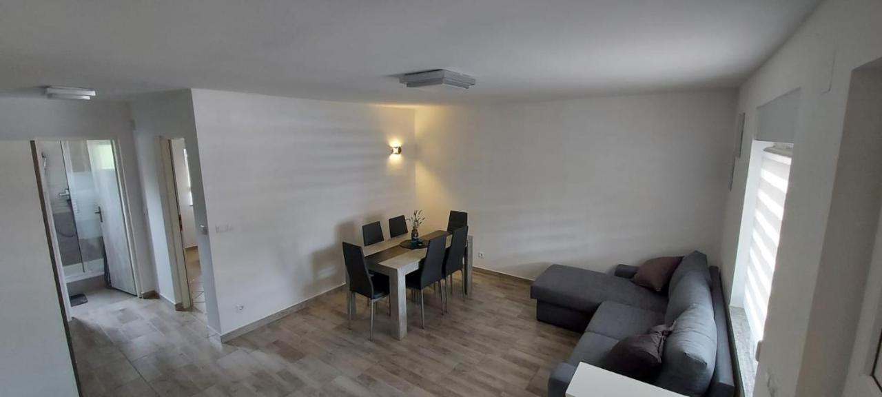 Zrinec Apartment Vir Ngoại thất bức ảnh
